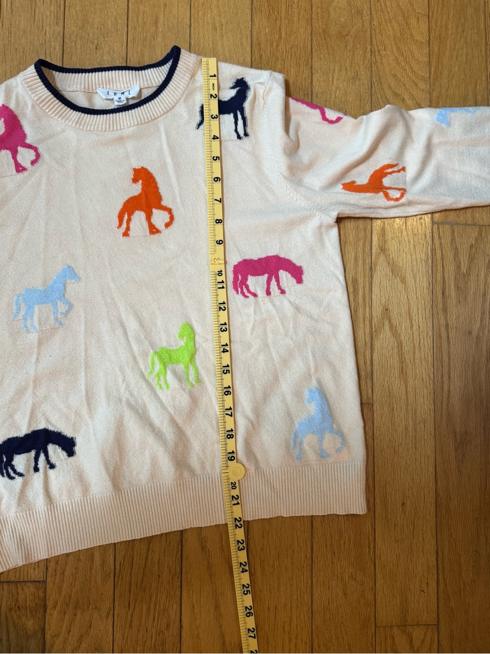 THML Womens Cream Crewneck Sweater Multicolor Horse Motifs Sz M Equestrian - Picture 10 of 11